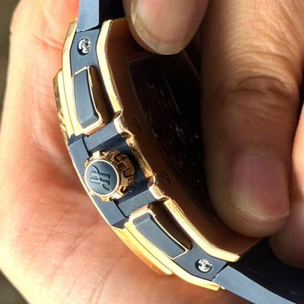 Hublot Spirit of Big Bang King Gold Reference: 641.OX.7180.LR