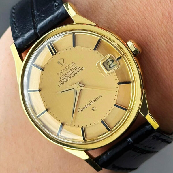 OMEGA Constellation Pie Pan 18K Cal.561